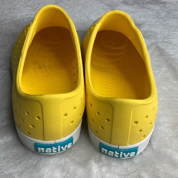 NATIVE J1 Yellow Unisex Slip resistant shoes - Picture 9 of 12